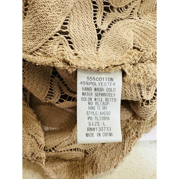 Bluheaven Women's Minimalistic BOHO Layering Lace Top, Size L - Picture 3 of 3